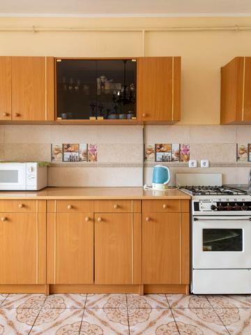 Уляни Кравченко вул., 8