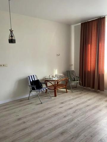 Щаслива вул., (Будинок 20/10)