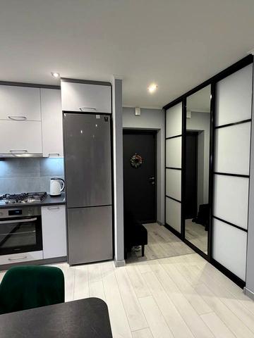 Зелена вул., 204б