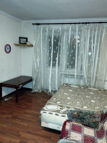 Сегедська вул., 17