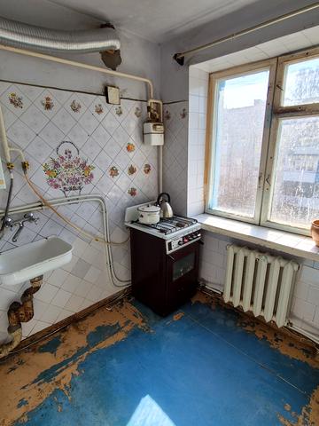 Приморська, 52