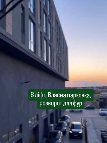 Полковника Гуляєва просп. (Маршала Жукова), 111