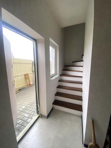 Литовська вул., 8