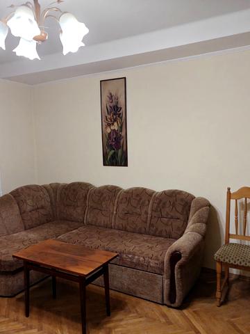 Ентузіастів вул., 11