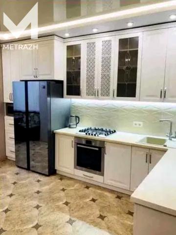 Мирна вул., (Будинок 1)