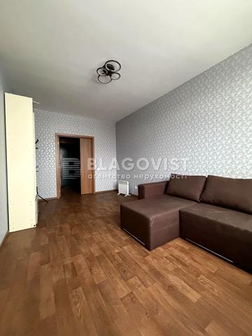 Вацлава Гавела бульв. (Івана Лепсе), 28