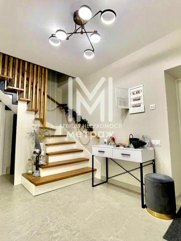 Льва Ландау просп. (50-річчя СРСР), 52-Б