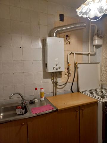 Лебединська вул., 6