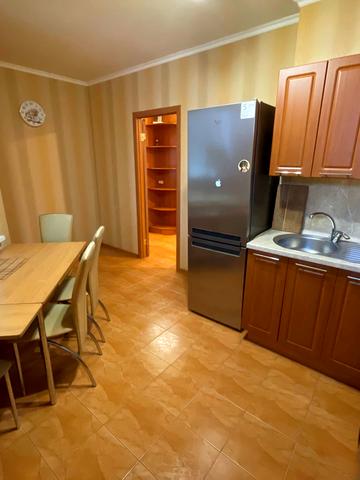 Миру просп., 7