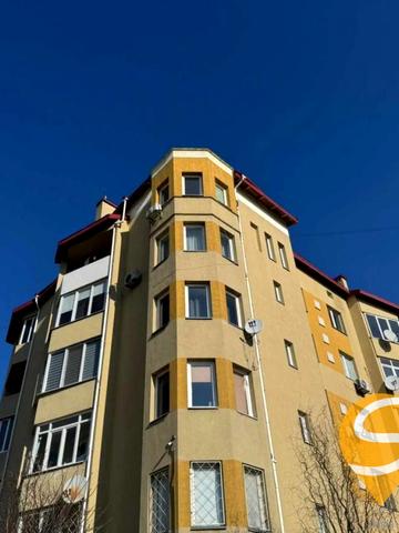 Івана Кавалерідзе вул. (), 27