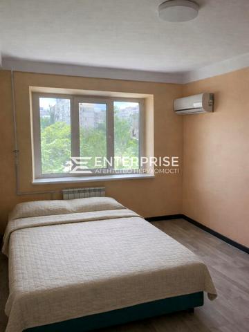 Оболонський просп., 7-Б