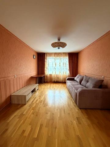 Феофіла Яновського вул., 1-А