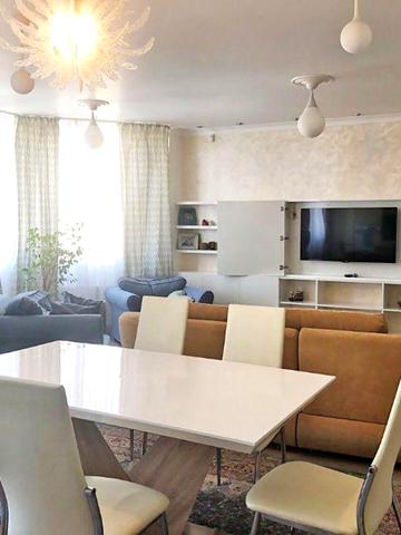 Юлії Здановської вул. (Ломоносова), 73-Ж