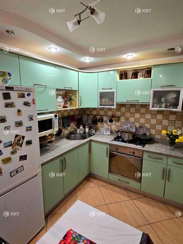 Набережний вїзд, 10