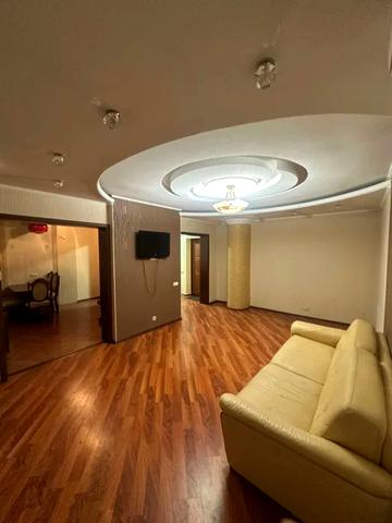 Аерокосмічний просп., 41/2