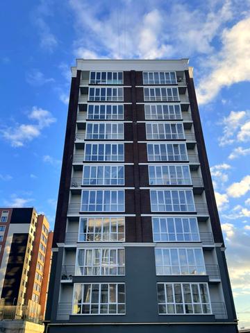 Панаса Мирного вул., 16/4