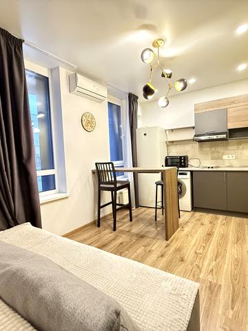 Салютна вул., 2к3