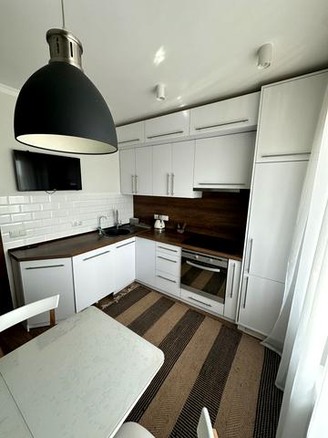 Бориса Гмирі вул., 12-Б