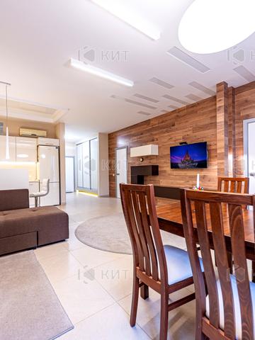 Науки просп. (Леніна), 45/3 к2