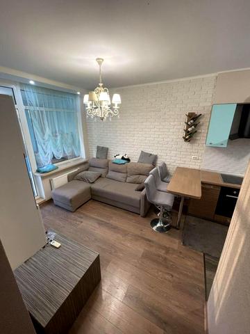 Регенераторна вул., 4к2