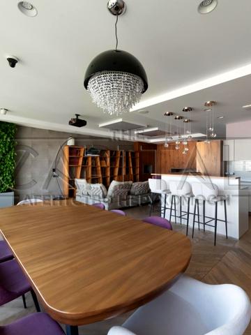 Ділова вул. (Димитрова), 4