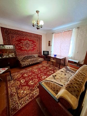 Маяковського просп., 7