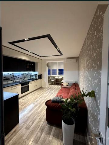 Івана Пулюя вул., 40/13