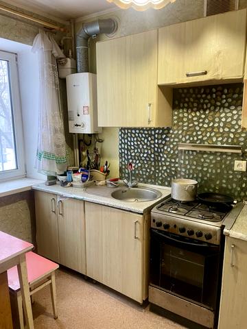 Астрономічна вул., 27