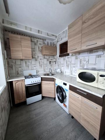 Гната Юри вул., 3