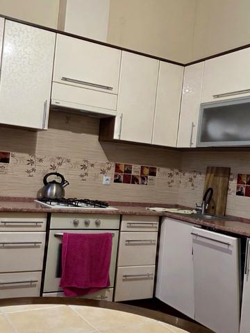 Чорновола вул., 59