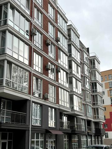 Володимира Великого вул., 3