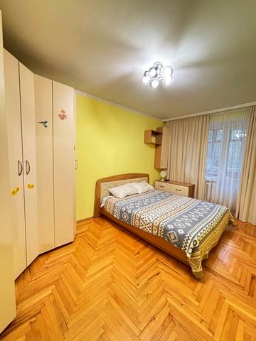 Князя Володимира вул., 27а