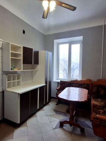 Свободи просп., 40