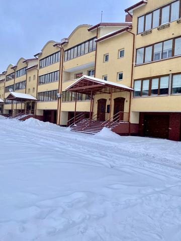 Карла Мікльоша вул., 3