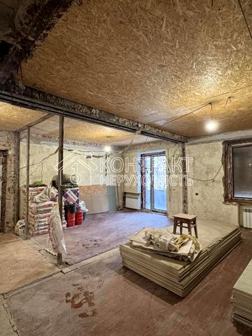 Вартових Неба вул. (Тобольська), 27