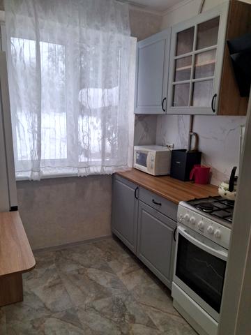 Олени Кульчицької вул., 11