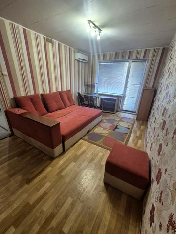 Слобожанський просп. (ім. газети Правда), 1