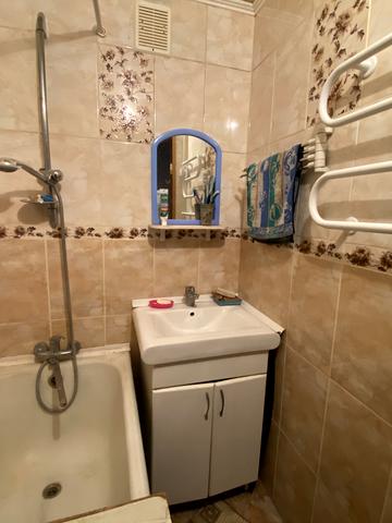 Євгена Тельнова вул., 7 к5