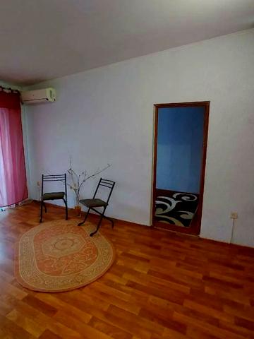 Артура Савельєва вул. (Черняховського), 2