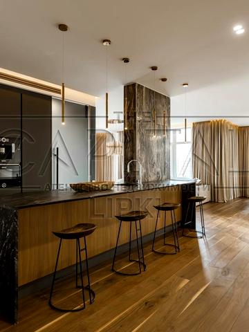 Андрія Верхогляда вул. (Михайла Драгомирова), 7