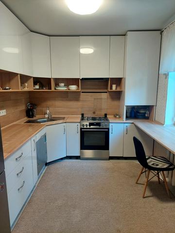 Романа Шухевича вул. (Курчатова), 1-Д