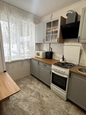 Любінська вул., 107