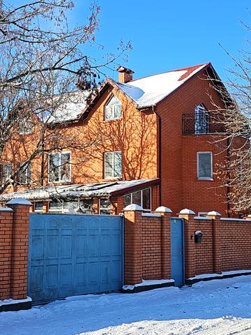 Грушевського, 36