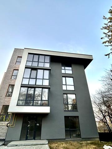 Коцюбинського вул., 36