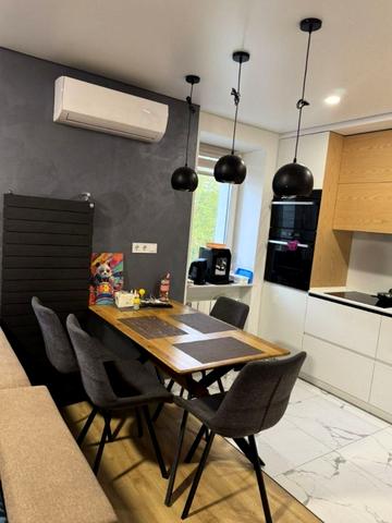 Прогресивна вул., 3