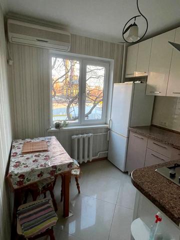 Інглезі вул. (25-ї Чапаєвської Дивізії), 18