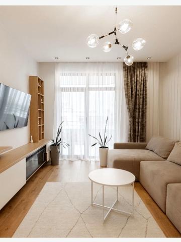 Університетська вул., 25