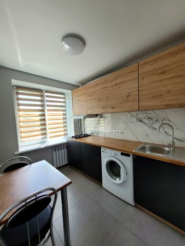 Сухомлинського вул., 2а/3