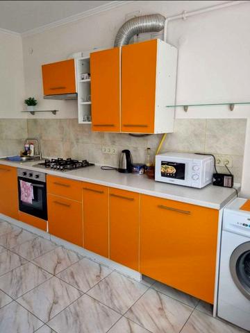 Павла Тичини вул., 9