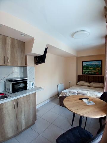 Воздвиженська вул., 44